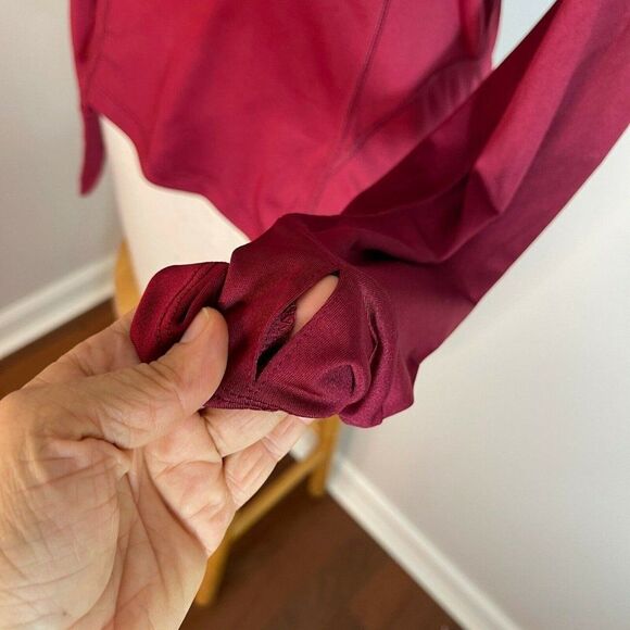 SHEIN Rash Guard Thumbholes Red S Small NWOT - Picture 4 of 8